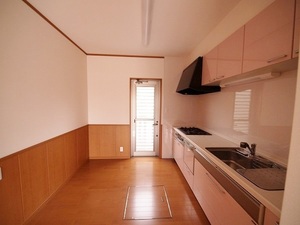 kitchen12.JPG