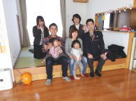 光とつながりの家